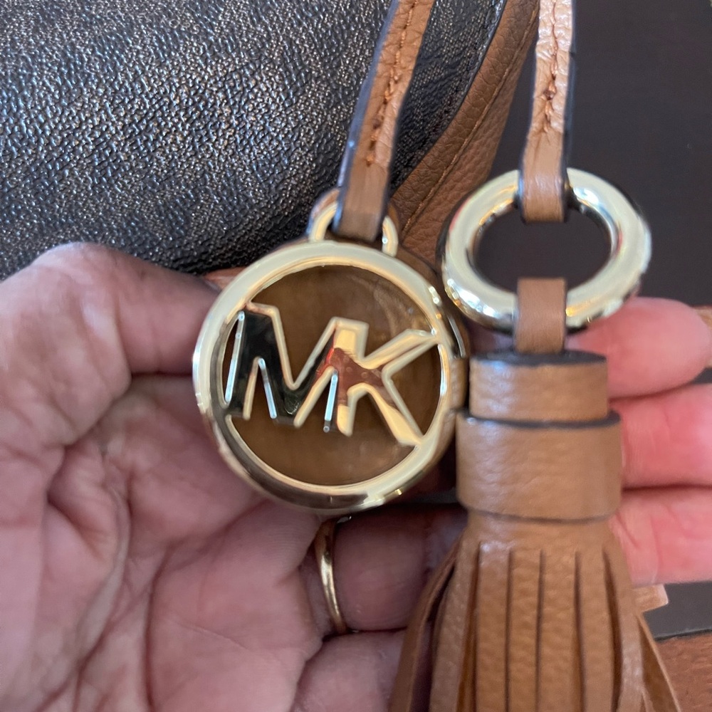 Michael Kors - Picture 6 of 7